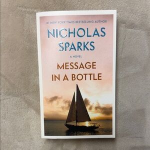 Nicholas Sparks 'Message in a Bottle' Book